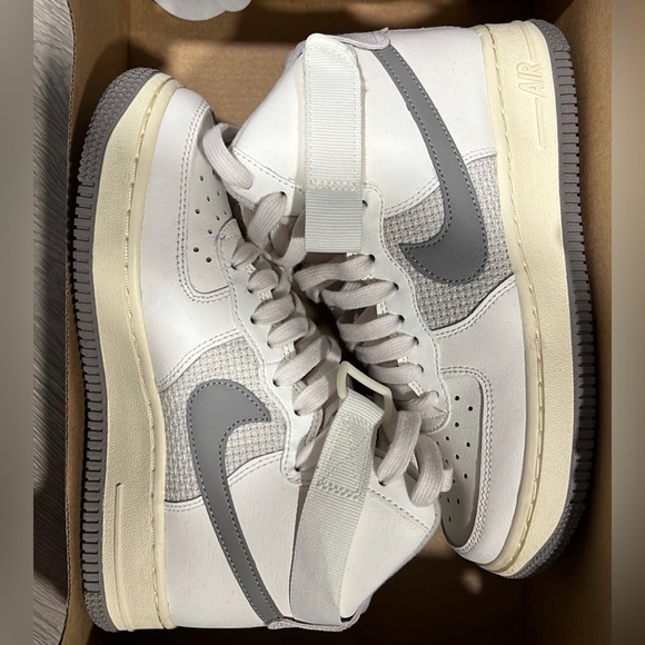 Nike Air Force 1